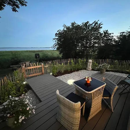 Luxuswohnwagen Dreamer Mit Achterwasserblick Campingplads Lutow