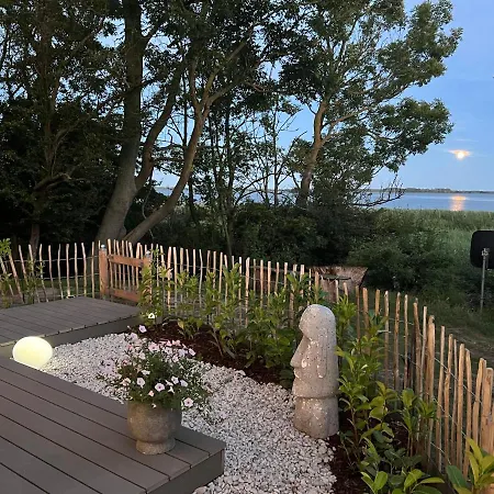 Luxuswohnwagen Dreamer Mit Achterwasserblick Campingplads *