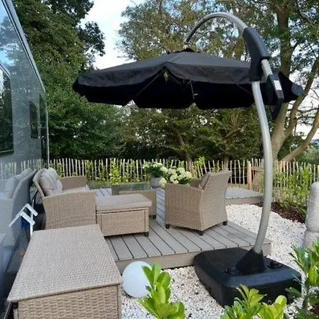 Luxuswohnwagen Dreamer Mit Achterwasserblick Lutow