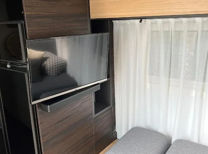 Luxuswohnwagen Dreamer Mit Achterwasserblick 营地 *